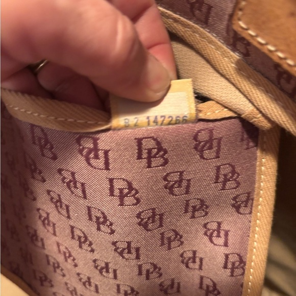 Vintage 
Brown 
Tote Bag - Picture 5 of 8